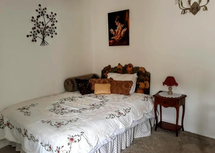 ベッド・アンド・ブレックファスト Les Hirondelles 3*